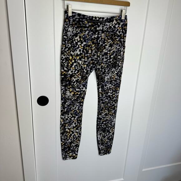 Lululemon Speed Up Tight 28" Full-On Luxtreme Metropolis Glow Leggings Size 6 - Picture 7 of 7